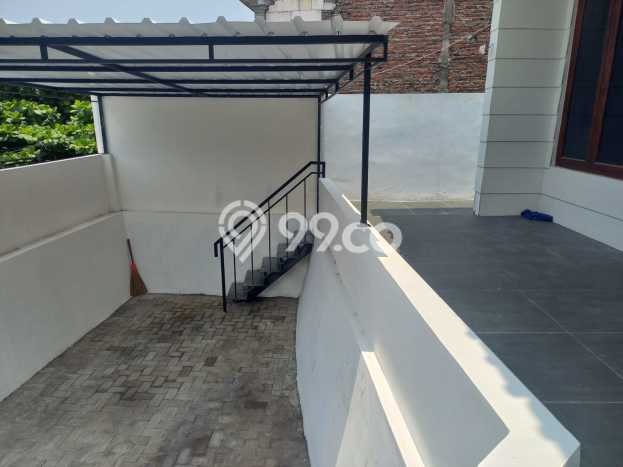 Disewakan Hunian Konsep Minimalis di Candisari Semarang dengan 4 Kamar Disewakan Hunian Konsep Minimalis di Candisari Semarang dengan 4 Kamar