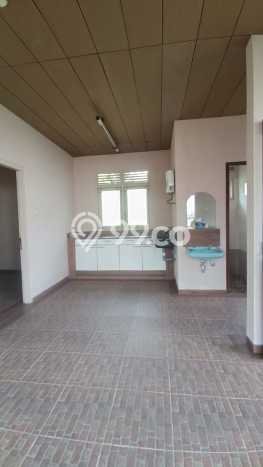 Rumah Strategis Modern Lb 120m2 di Gunung Pati, Semarang Rumah Strategis Modern Lb 120m2 di Gunung Pati, Semarang
