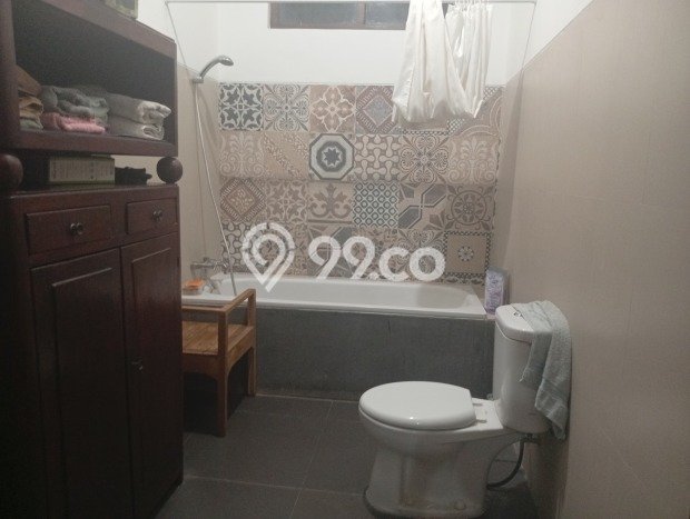 For Sale! Premium House LT 323m2 Desain Modern di Jangli For Sale! Premium House LT 323m2 Desain Modern di Jangli