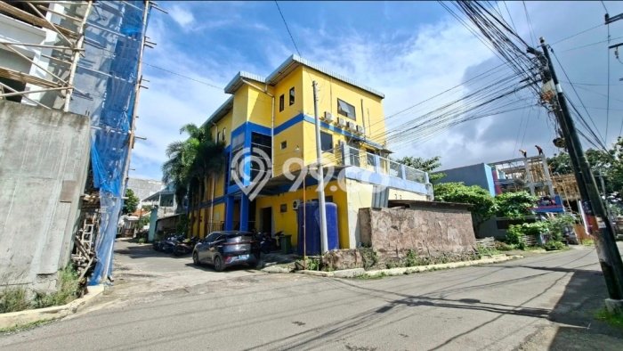 Rumah Kost untuk Dijual di Tembalang dengan 30 KT, 31 KM, Luas 500m2 Rumah Kost untuk Dijual di Tembalang dengan 30 KT, 31 KM, Luas 500m2