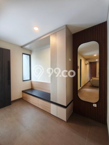 Rumah Mewah LB 200m2 Siap Pakai Desain Elegan di Candi Golf, Semarang Rumah Mewah LB 200m2 Siap Pakai Desain Elegan di Candi Golf, Semarang