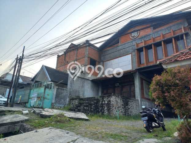 Area Ramai! Gudang Dijual di Ngaliyan untuk Bisnis Luas Bangunan 2912m2 Area Ramai! Gudang Dijual di Ngaliyan untuk Bisnis Luas Bangunan 2912m2