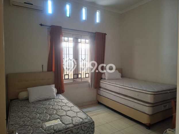 Rumah Elit Modern Tanpa Renovasi di Candi Golf Semarang Rumah Elit Modern Tanpa Renovasi di Candi Golf Semarang