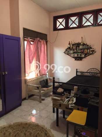Rumah Strategis Minimalis Lb 184m2 di Gajah Mungkur, Semarang Rumah Strategis Minimalis Lb 184m2 di Gajah Mungkur, Semarang