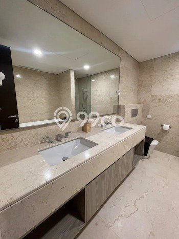 Apartemen Disewakan 3 Kamar Hemat Siap Huni di Jakarta Selatan, Luas 139m2 Apartemen Disewakan 3 Kamar Hemat Siap Huni di Jakarta Selatan, Luas 139m2