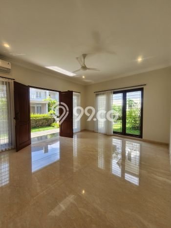 Jual Rumah Mewah Megah Dengan View Cantik di Pejaten, Jakarta Selatan Jual Rumah Mewah Megah Dengan View Cantik di Pejaten, Jakarta Selatan