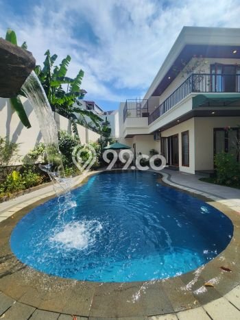 Jual Rumah Mewah Megah Dengan View Cantik di Pejaten, Jakarta Selatan Jual Rumah Mewah Megah Dengan View Cantik di Pejaten, Jakarta Selatan