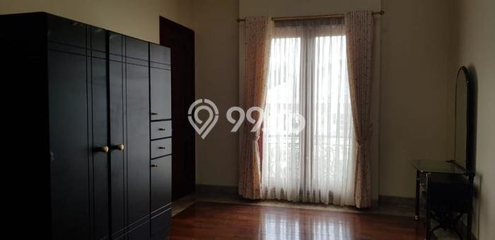 Rumah Disewakan Jakarta Selatan LT 350m2 LB 600m2 Kawasan Pondok Indah Rumah Disewakan Jakarta Selatan LT 350m2 LB 600m2 Kawasan Pondok Indah