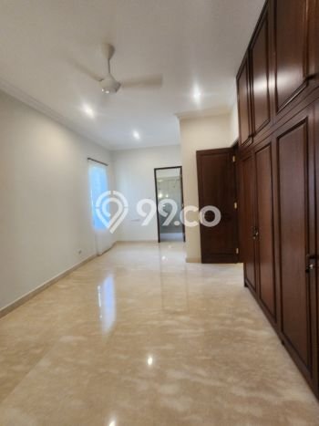 Jual Rumah Mewah Megah Dengan View Cantik di Pejaten, Jakarta Selatan Jual Rumah Mewah Megah Dengan View Cantik di Pejaten, Jakarta Selatan