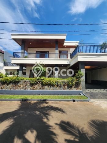 Jual Rumah Mewah Megah Dengan View Cantik di Pejaten, Jakarta Selatan Jual Rumah Mewah Megah Dengan View Cantik di Pejaten, Jakarta Selatan