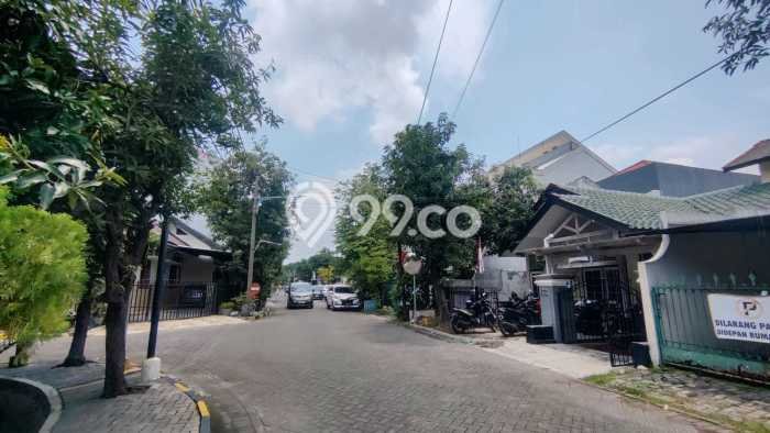Rumah Modern Cantik 3 KT Bisa Langsung Pindah di Rungkut Rumah Modern Cantik 3 KT Bisa Langsung Pindah di Rungkut