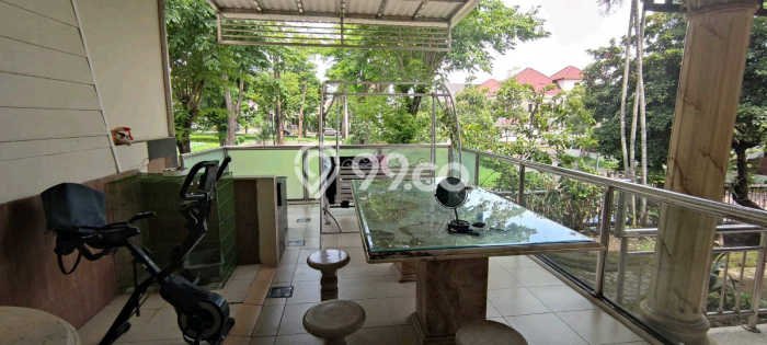 Rumah Luxury Modern Tanpa Renovasi di Citraland Surabaya Rumah Luxury Modern Tanpa Renovasi di Citraland Surabaya