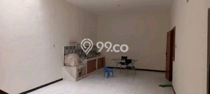 Dijual Rumah 3 Kamar Lokasi Ideal Nyaman dan Strategis di Rungkut Dijual Rumah 3 Kamar Lokasi Ideal Nyaman dan Strategis di Rungkut