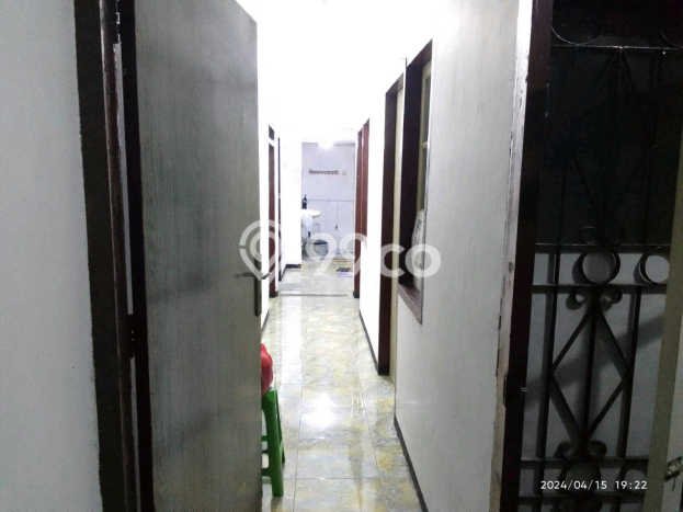 Rumah Modern Cantik 5 Kamar Siap Huni di Waru Rumah Modern Cantik 5 Kamar Siap Huni di Waru