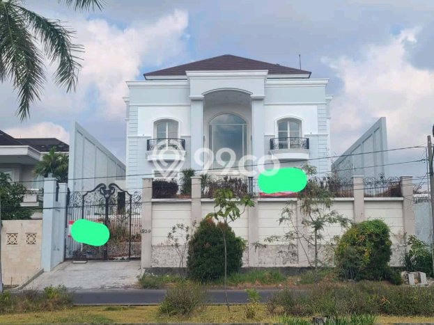 Dijual Rumah Mewah Elegan Dengan View Eksklusif di Keputih, Surabaya Dijual Rumah Mewah Elegan Dengan View Eksklusif di Keputih, Surabaya