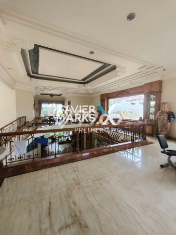 Rumah Terawat di Klojen, Malang, LT 637m2m², LB 1000m2m² Rumah Terawat di Klojen, Malang, LT 637m2m², LB 1000m2m²