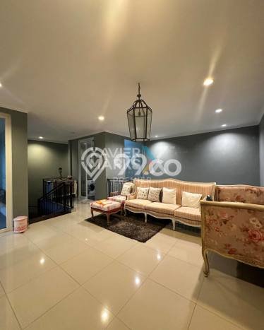 Hunian Elit LB 280m2 Siap Pakai Desain Elegan di Araya, Malang Hunian Elit LB 280m2 Siap Pakai Desain Elegan di Araya, Malang