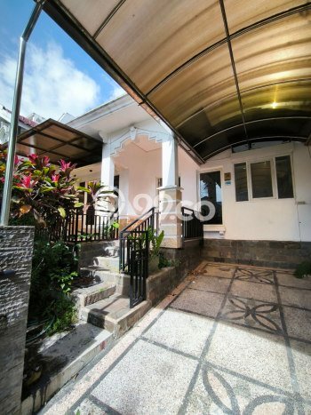 Disewakan Rumah Murah di Dieng Malang dengan 2 Kamar Tidur Disewakan Rumah Murah di Dieng Malang dengan 2 Kamar Tidur