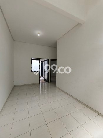 Disewakan! Rumah 2 Kamar Tidur &
1 Kamar Mandi di Tidar, Malang Disewakan! Rumah 2 Kamar Tidur &
1 Kamar Mandi di Tidar, Malang