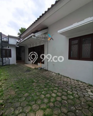 Rumah Sewa Malang LT 290m2 LB 150m2 Area Villa Puncak Tidar Rumah Sewa Malang LT 290m2 LB 150m2 Area Villa Puncak Tidar