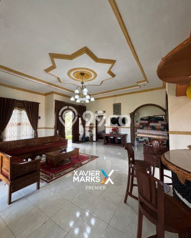 Ready to Use! Luxury House LT 1200m2 Desain Elegan di Batu Ready to Use! Luxury House LT 1200m2 Desain Elegan di Batu