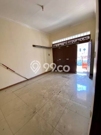 Rumah kawasan Kedungkandang, Malang, Luas 244m2m² Bangunan 175m2m² Rumah kawasan Kedungkandang, Malang, Luas 244m2m² Bangunan 175m2m²