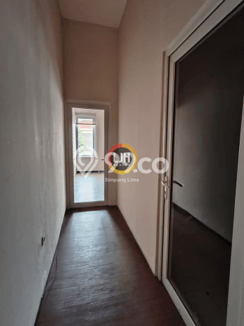 Ruko Dijual di Semarang LT 84m2 & LB 128m2 Lokasi Terbaik! Ruko Dijual di Semarang LT 84m2 & LB 128m2 Lokasi Terbaik!