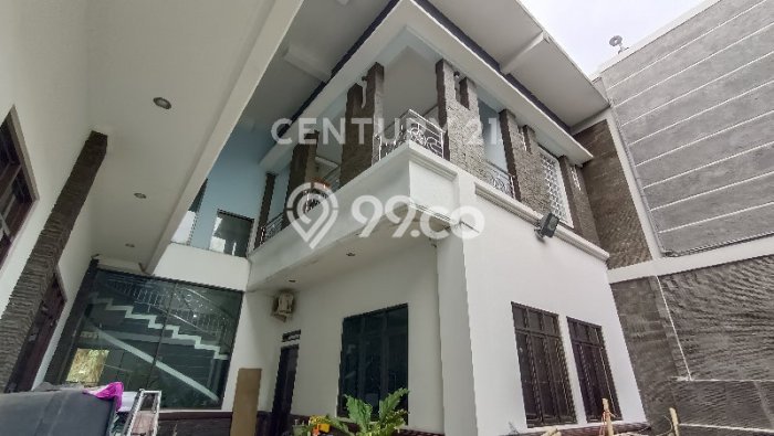 DIJUAL CEPAT! Rumah di Cimahi Selatan, Cimahi, Luas 470m2m² Bangunan 700m2m² HARGA NEGO! DIJUAL CEPAT! Rumah di Cimahi Selatan, Cimahi, Luas 470m2m² Bangunan 700m2m² HARGA NEGO!