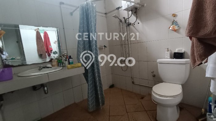 Jarang Ada! Rumah Sewa 7 Kamar Bagus Siap Huni Bandung Kota Jarang Ada! Rumah Sewa 7 Kamar Bagus Siap Huni Bandung Kota