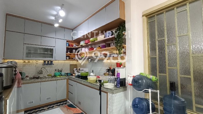 Rumah Modern 5 Kamar LT 231m2 di Kopo Rumah Modern 5 Kamar LT 231m2 di Kopo