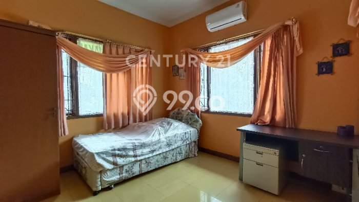 Disewakan! Rumah 4 Kamar Tidur &
3 Kamar Mandi di Soekarno Hatta, Bandung Disewakan! Rumah 4 Kamar Tidur &
3 Kamar Mandi di Soekarno Hatta, Bandung