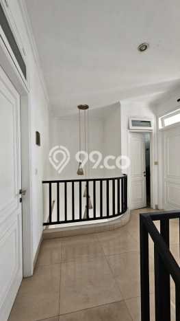 Rumah Strategis Modern Lb 103m2 di Kembangan, Jakarta Barat Rumah Strategis Modern Lb 103m2 di Kembangan, Jakarta Barat