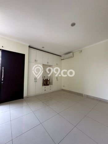 Rumah Bagus Siap Huni Di Bekasi Barat Luas 255m2 Aman Rumah Bagus Siap Huni Di Bekasi Barat Luas 255m2 Aman