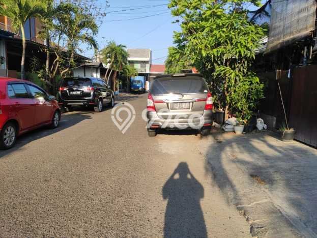 Rumah Luas Asri 3 KT Siap Pakai di Harapan Indah Bekasi Rumah Luas Asri 3 KT Siap Pakai di Harapan Indah Bekasi