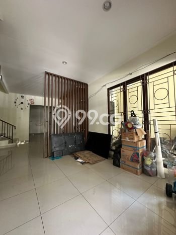Rumah Bagus Siap Huni Di Bekasi Barat Luas 255m2 Aman Rumah Bagus Siap Huni Di Bekasi Barat Luas 255m2 Aman