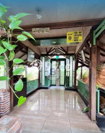 Rumah Elit LB 250m2 Siap Pakai Desain Elegan di Bintaro, Jakarta Selatan Rumah Elit LB 250m2 Siap Pakai Desain Elegan di Bintaro, Jakarta Selatan