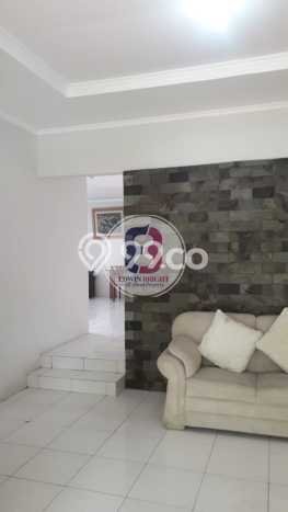 Rumah Luxury Modern Tanpa Renovasi di Bintaro Tangerang Selatan Rumah Luxury Modern Tanpa Renovasi di Bintaro Tangerang Selatan