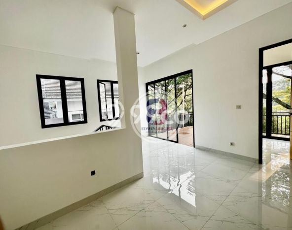 Jual Rumah Luas Elegan Dengan View Eksklusif di Sektor 7-Bintaro, Tangerang Selatan Jual Rumah Luas Elegan Dengan View Eksklusif di Sektor 7-Bintaro, Tangerang Selatan
