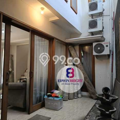 Jual Rumah Mewah Elegan Dengan View Eksklusif di Sektor 9-Bintaro, Tangerang Selatan Jual Rumah Mewah Elegan Dengan View Eksklusif di Sektor 9-Bintaro, Tangerang Selatan