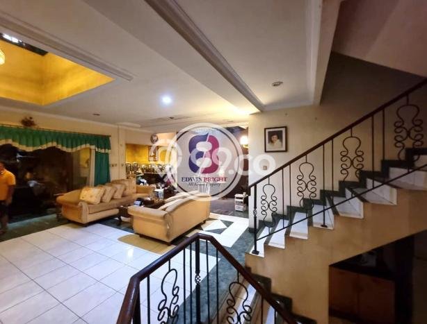 Rumah Luxury Modern Tanpa Renovasi di Bintaro Jakarta Selatan Rumah Luxury Modern Tanpa Renovasi di Bintaro Jakarta Selatan