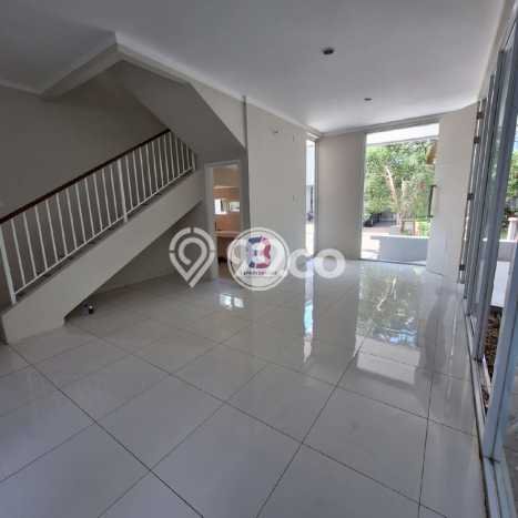 Ready to Use! Luxury House LT 135m2 Desain Elegan di Bintaro Ready to Use! Luxury House LT 135m2 Desain Elegan di Bintaro