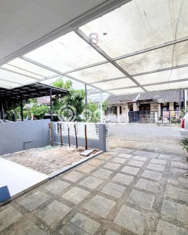 Rumah Luas Asri 3 KT Siap Pakai di Sektor 4 - Bintaro Jakarta Selatan Rumah Luas Asri 3 KT Siap Pakai di Sektor 4 - Bintaro Jakarta Selatan