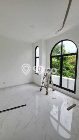 Jual Rumah Mewah Megah Dengan View Eksklusif di Bintaro, Tangerang Selatan Jual Rumah Mewah Megah Dengan View Eksklusif di Bintaro, Tangerang Selatan
