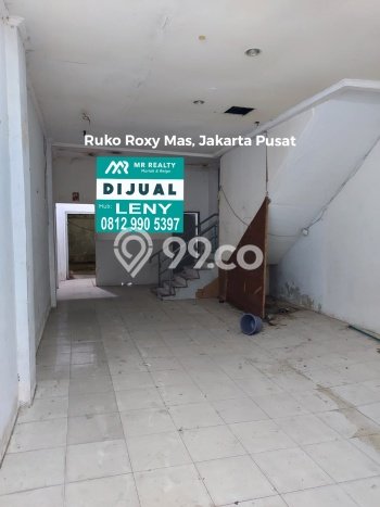 Dijual! Ruko di Roxy Jakarta Pusat LT 93m2 / LB 260m2 Kawasan Strategis Dijual! Ruko di Roxy Jakarta Pusat LT 93m2 / LB 260m2 Kawasan Strategis