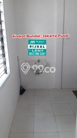 For Sale! Luxury House LT 102m2 Desain Modern di Pasar Baru For Sale! Luxury House LT 102m2 Desain Modern di Pasar Baru
