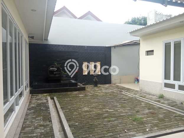 Rumah Mewah LB 250m2 Siap Huni Desain Elegan di BSD Giri Loka, Tangerang Rumah Mewah LB 250m2 Siap Huni Desain Elegan di BSD Giri Loka, Tangerang