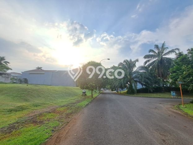 Tanah Kavling Dijual di BSD City, Tangerang dengan Luas Tanah 550m2 Tanah Kavling Dijual di BSD City, Tangerang dengan Luas Tanah 550m2