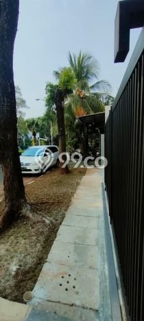 Rumah Premium di Tangerang Strategis Kondisi Terawat Rumah Premium di Tangerang Strategis Kondisi Terawat