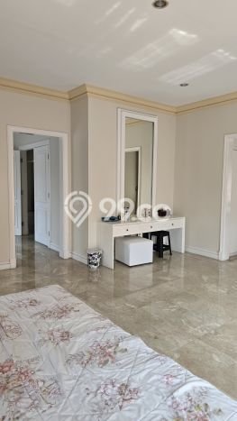 Ready to Use! Premium House LT 550m2 Desain Elegan di BSD Bukit Golf Ready to Use! Premium House LT 550m2 Desain Elegan di BSD Bukit Golf