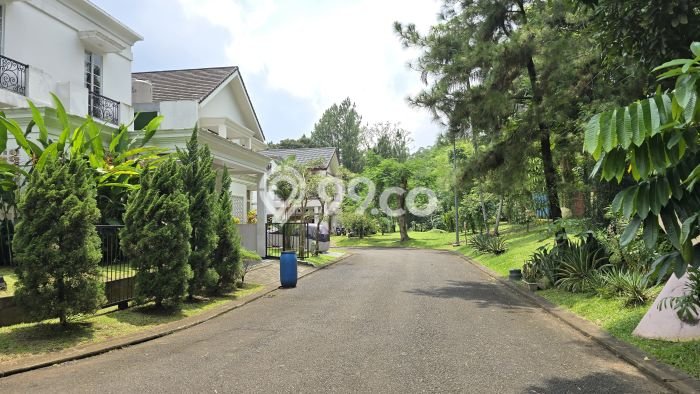 For Sale! Premium House LT 430m2 Desain Modern di BSD The Green For Sale! Premium House LT 430m2 Desain Modern di BSD The Green